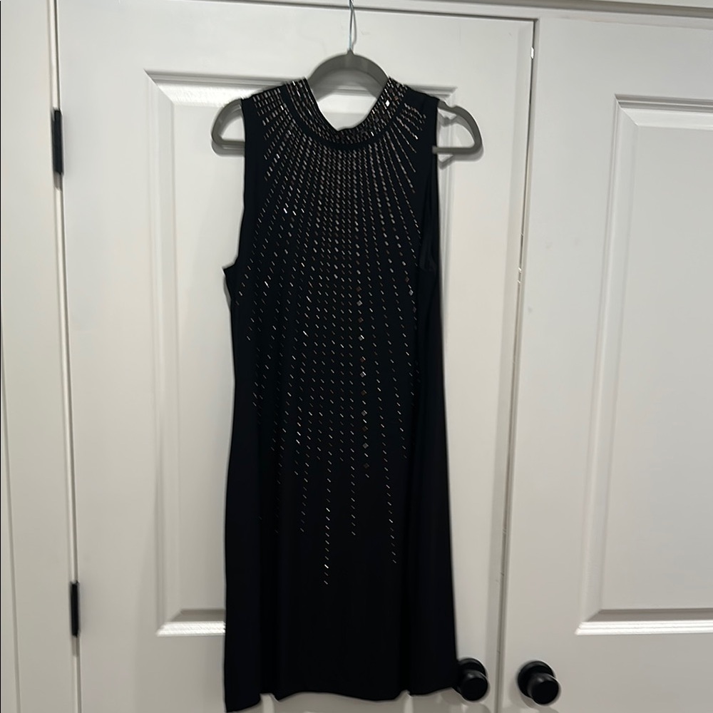 Elegant Black Sleeveless Dress
